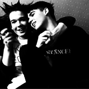 Все телки шлюхи