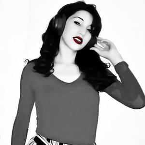 Sex Idol (feat. D'zyl 5k1)