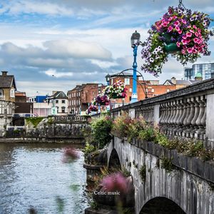 ケルト音楽を聴きながら街を歩くお散歩BGM