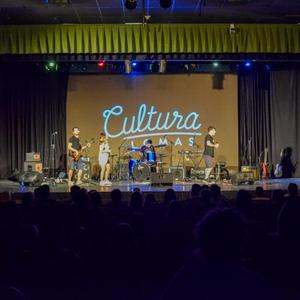 Compañia (En Vivo) (en Vivo)