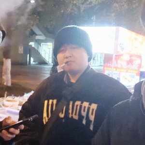 《左右右手一个慢动作》-李志远