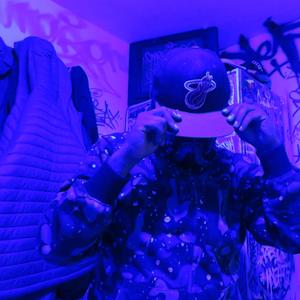 Ella Me Llama (feat. Hell Mish)