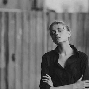 城市的街角 伴奏