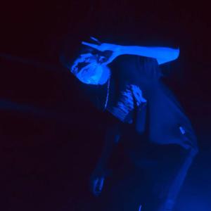 春夏秋冬的你（翻自 王宇良） 伴奏