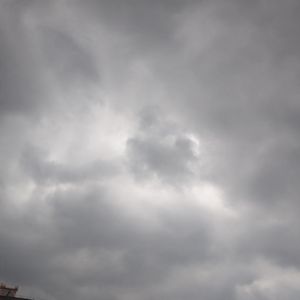 比起雨天我更喜欢晴天。（prod.by Morrow x ayoley）