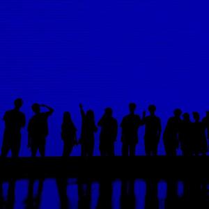 Buring（翻自 Maria Arredondo）