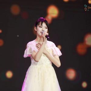 星星的眼睛 -周小梵（8岁）