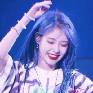 celebrity（翻自 IU）