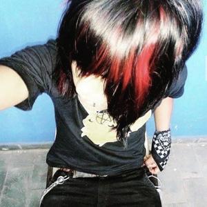 stereo slut (feat. 6arelyhuman & dxsh)