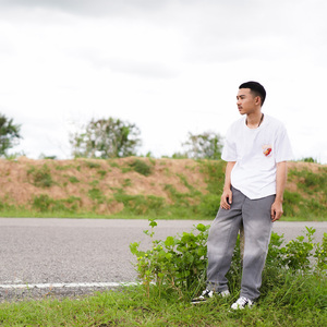 ช่วยบอกว่ารัก