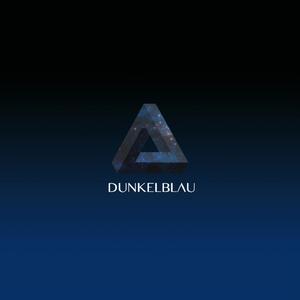 Dunkelblau