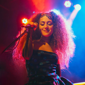 En manada voy (En Vivo)