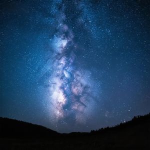 星河灿烂夜无眠