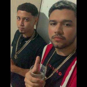 ELA DE SALTO E GLOSS, tz