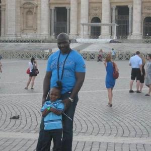 IDGAF (feat. Sylo Rai)