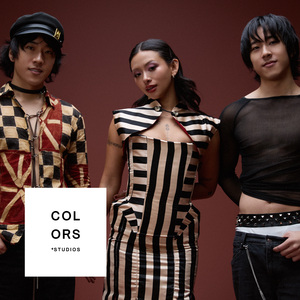 buzzin (first take) - A COLORS SHOW