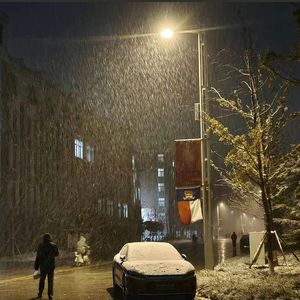 我的心下起了雪（伴奏热播）