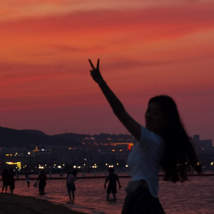 夏夜最后的烟火 - 2025:8:14 23.54
