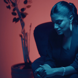 Düştüm Hal Bilmeze