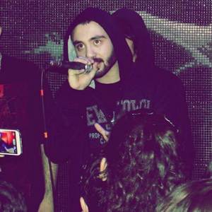 Bana Bir Şeyler Söyle