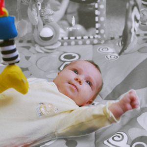 이유식 먹고 잠든 아기에게 (통잠 바라기)