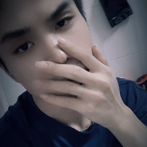 想念的代价是持续不断的钝痛