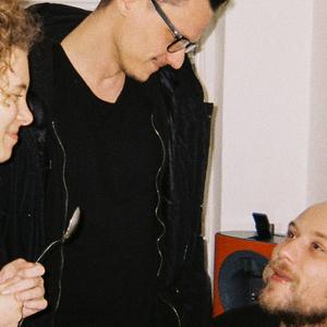 Nerušte moje kruhy (v obilí)
