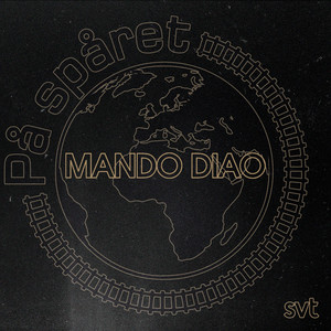 När solen färgar juninatten