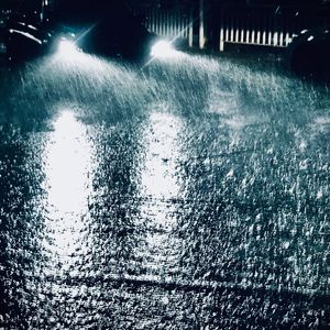 暴雨下（Prod By 4Hunnid）