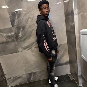 Who Like Us (feat. 462 Hollywood)