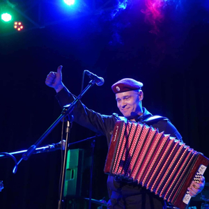 Триста тридцать три