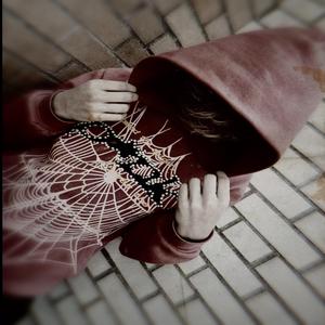 S!PP!NG !N DETR0!T L!KE !M GR!ZZLEY