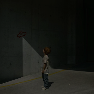 多想在平庸的生活拥抱你(跑调版)