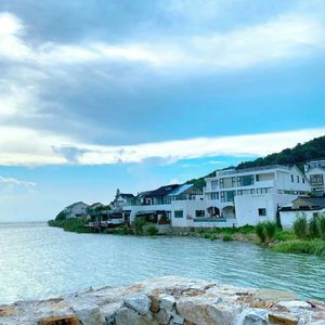 晒月光：吴语西山话