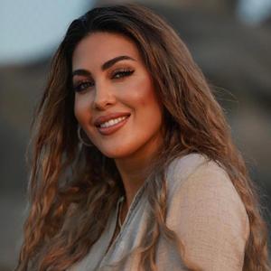 أهواك