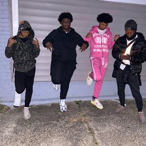 Bad bitches & fast switches (feat. mbsamukai & lnrboywop)