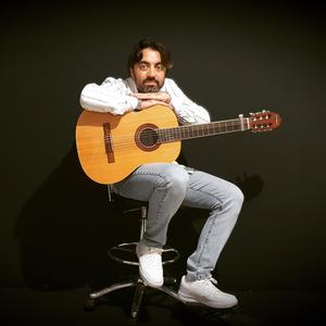 pencereden b ir taş geldi - mamoş