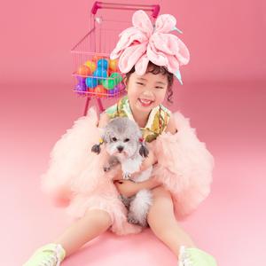 王馨壹-给我一个拥抱-菲梵小歌手