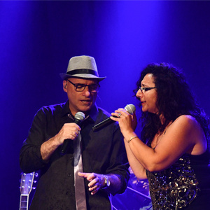 Si a veces hablo de ti (En Vivo)