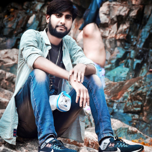 म्हार लेर माधोपुर म घूम ची पल्सर क पाछ बैठ kamlesh sinoli