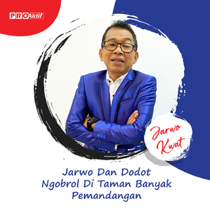 Jarwo Dan Dodot Ngobrol Di Taman Banyak Pemandangan