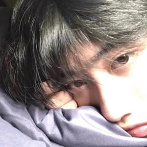 珊珊（翻自 贺生辰）