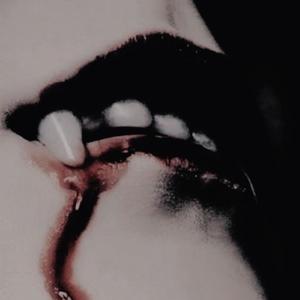 BLOODY GALORE (feat. Sheluvmaxxx)