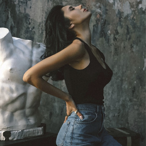 Телом касаясь