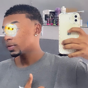 Tu Quer Vim De Longe Pra Sentar