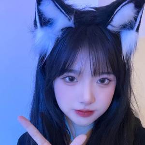 Em Là Kẻ Đáng Thương (Remix)