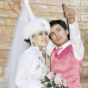 Бақытты етем