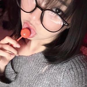 Y2K (feat. YUNGTARR)