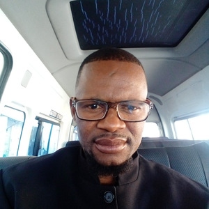 Tshimolohong (Radio Edit)