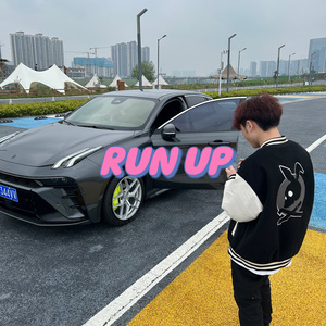 Run up! (Prod.by.Young Taylor )